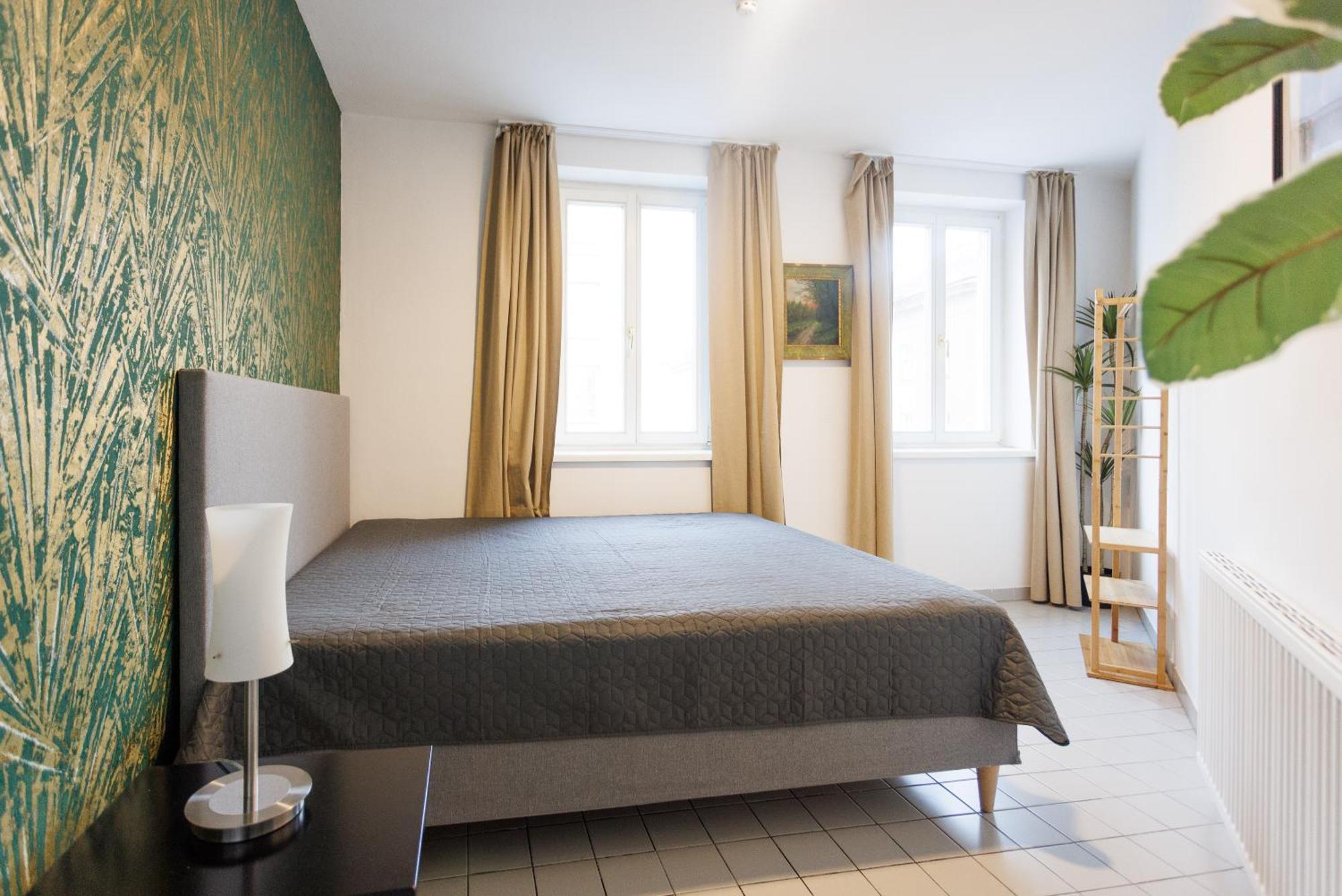 Cozy Family & Group - 15 Min To Center Apartment *